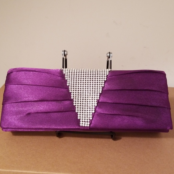 Bundled Purple Purse and Matching DONATED - Picture 4 of 8